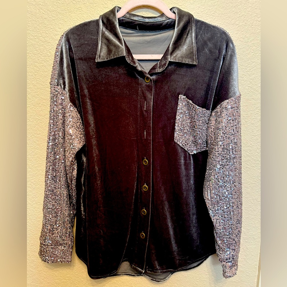 Chic UMGEE  Silver Velvet Button-Up top with Sequin Sleeves & yoke